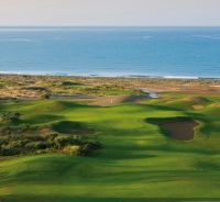 Golfplatz direkt am Meer